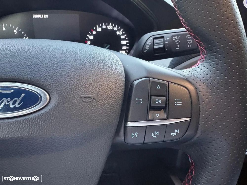Ford Focus SW 1.0 EcoBoost ST-Line - 38