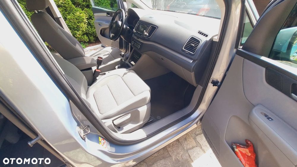 Volkswagen Sharan 2.0 TDI DPF BlueMotion Comfortline - 19