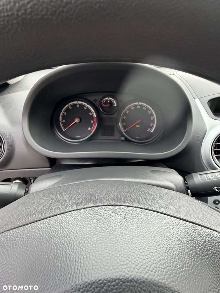 Opel Corsa 1.2 16V Enjoy - 19