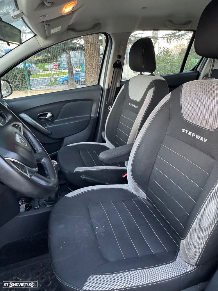 Dacia Sandero 0.9 TCe Stepway Bi-Fuel - 11