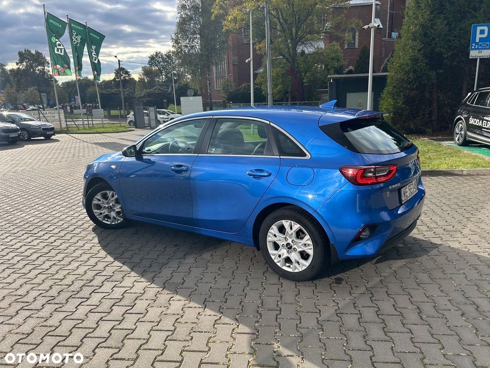 Kia Ceed - 7