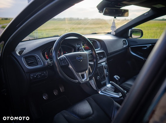 Volvo V40 D4 Drive-E R-Design Momentum - 6