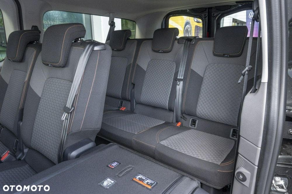 Volkswagen Caravelle - 21