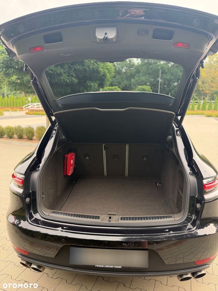 Porsche Macan - 33