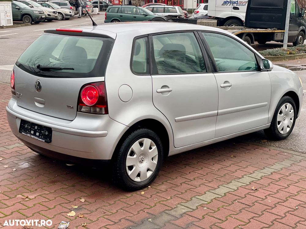 Volkswagen Polo 1.4 TDI Comfortline - 6