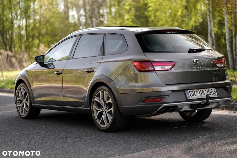 Seat Leon 2.0 TDI FR S&S DSG EU6 - 11