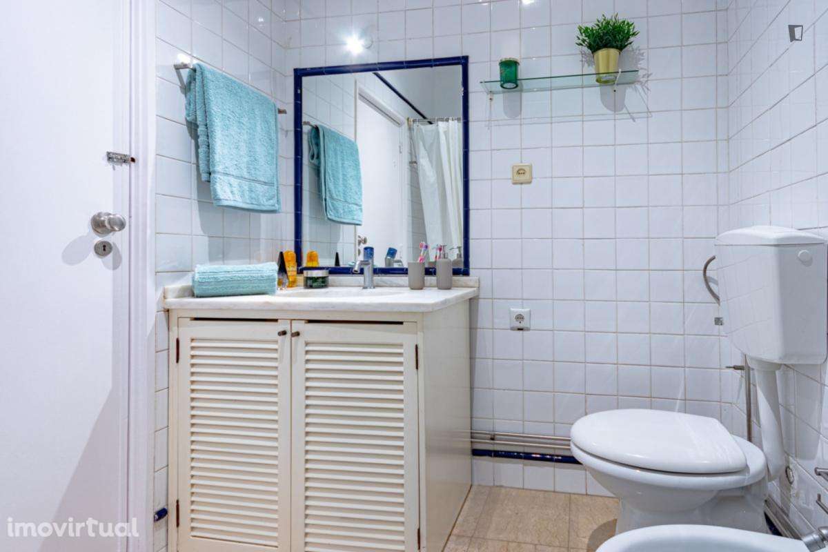 Quarto - localizado em Ramalde Porto - Grande imagem: 2/24