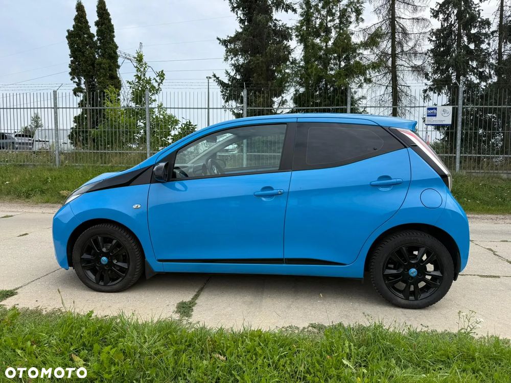 Toyota Aygo x-play - 6