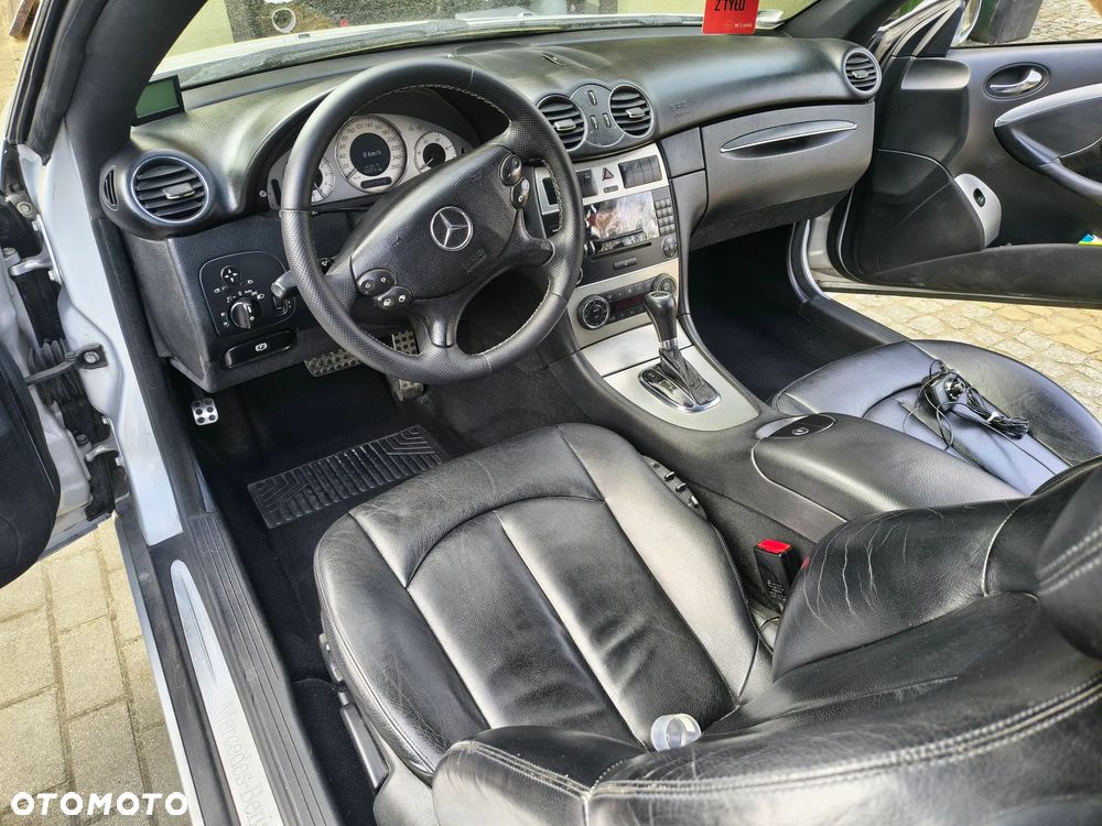 Mercedes-Benz CLK - 19