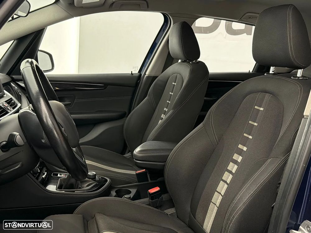 BMW 214 Active Tourer d Line Sport - 11