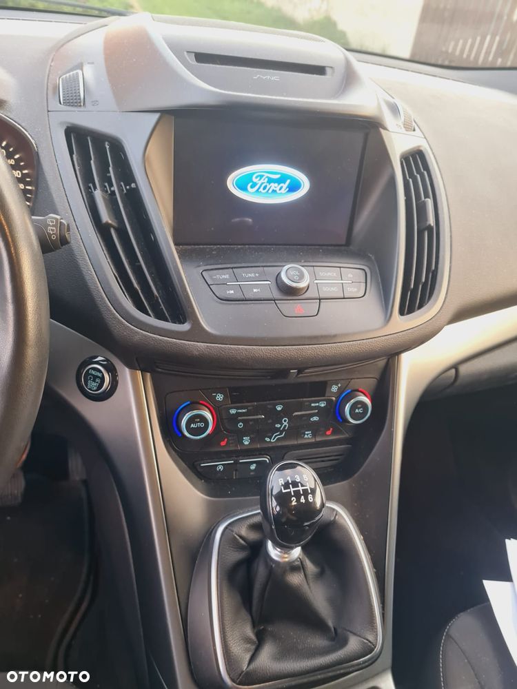 Ford Kuga 1.5 EcoBoost 2x4 Cool & Connect - 23