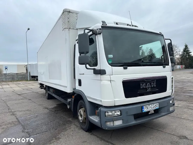 MAN TGL 12.220 - 2