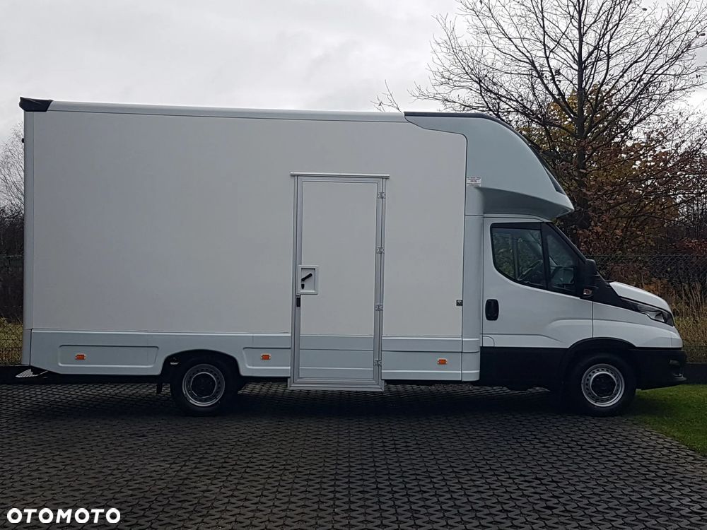 Iveco DAILY KONTENER NISKOPODŁOGOWY 4,43x2,24x2,43 SKLEP FOODTRUCK BAR KLIMA KONIOWÓZ KAMPER - 12