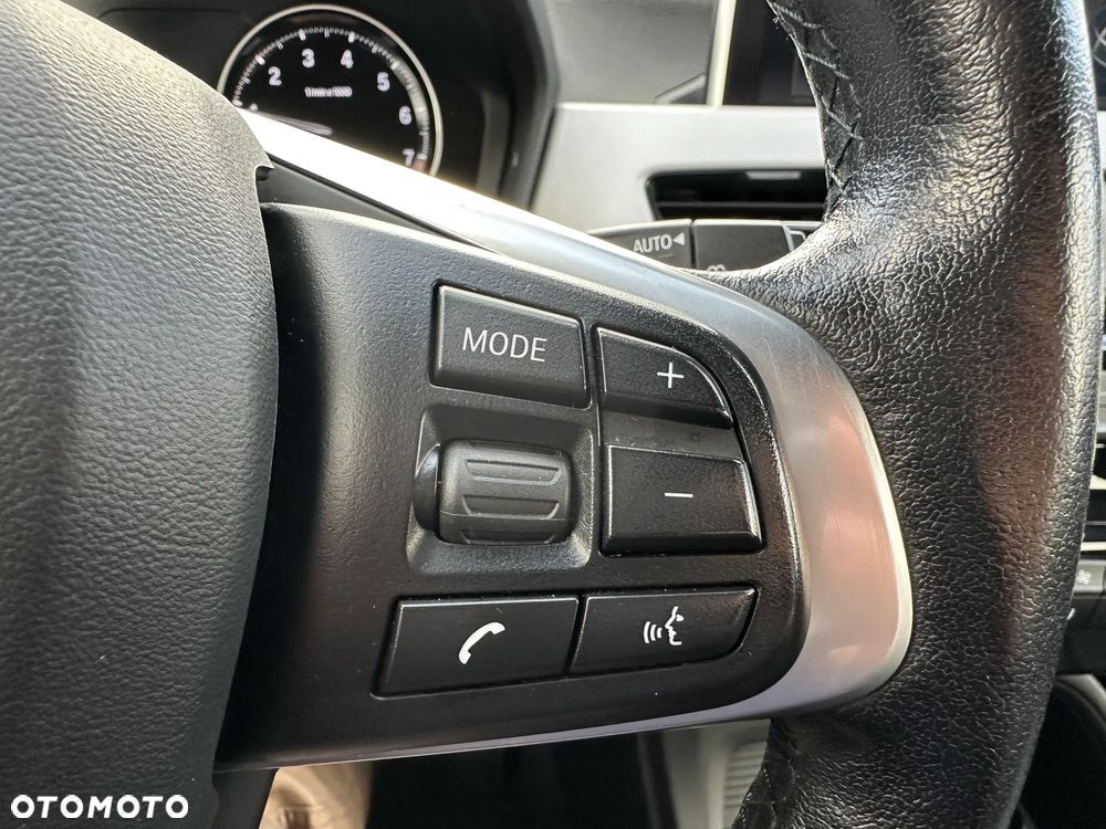 BMW X1 sDrive18i Advantage - 13