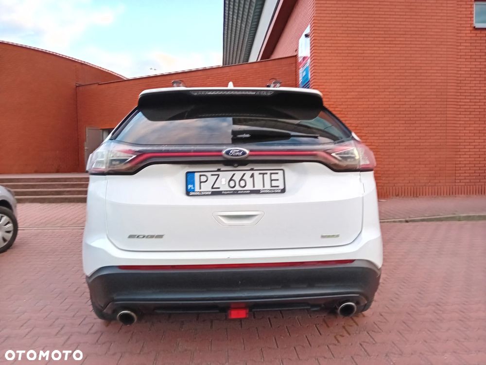Ford Edge - 15