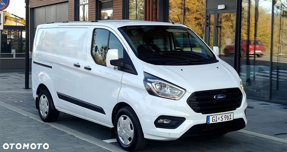 Ford TRANSIT CUSTOM - 12
