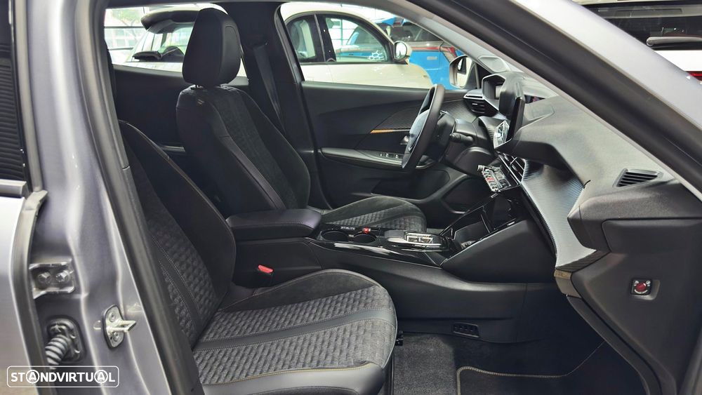 Peugeot e-2008 50 kWh Allure Pack - 37