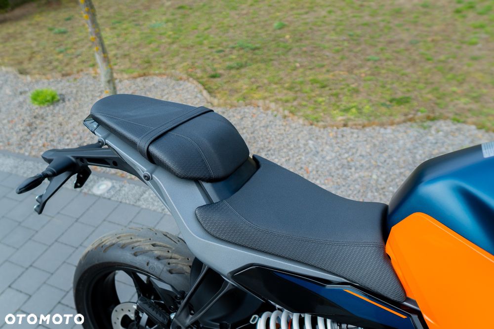 KTM Duke - 17