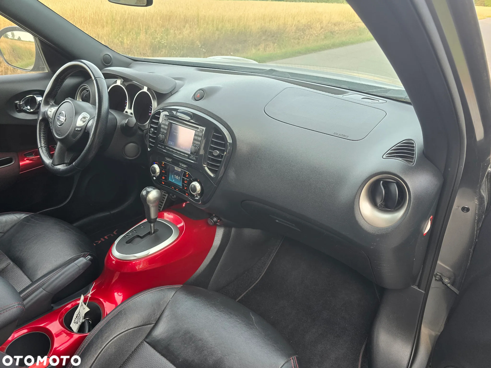 Nissan Juke 1.6 DIG-T Acenta 4WD Xtronic - 10