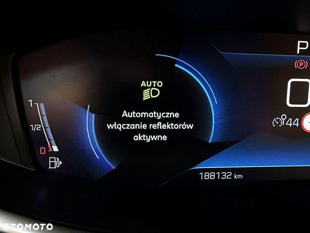 Peugeot 5008 - 41