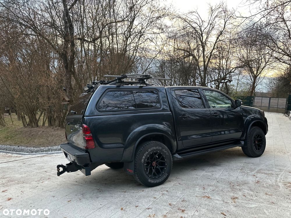 Toyota Hilux 3.0 D-4D SR5 - 7