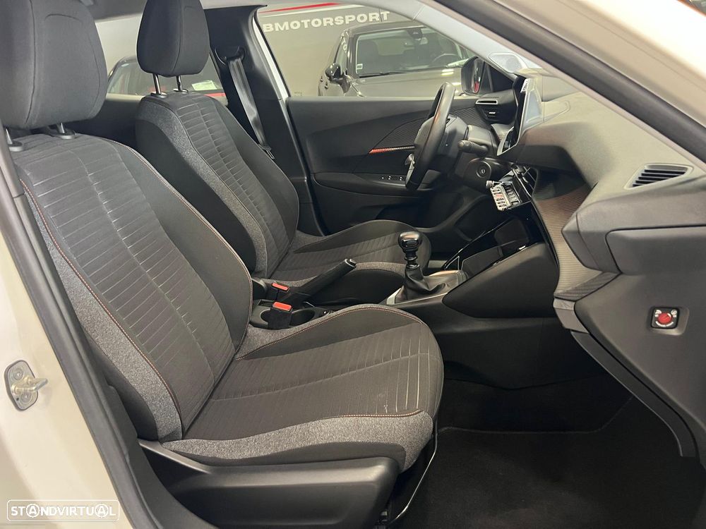 Peugeot 2008 1.2 PureTech Active Pack - 23
