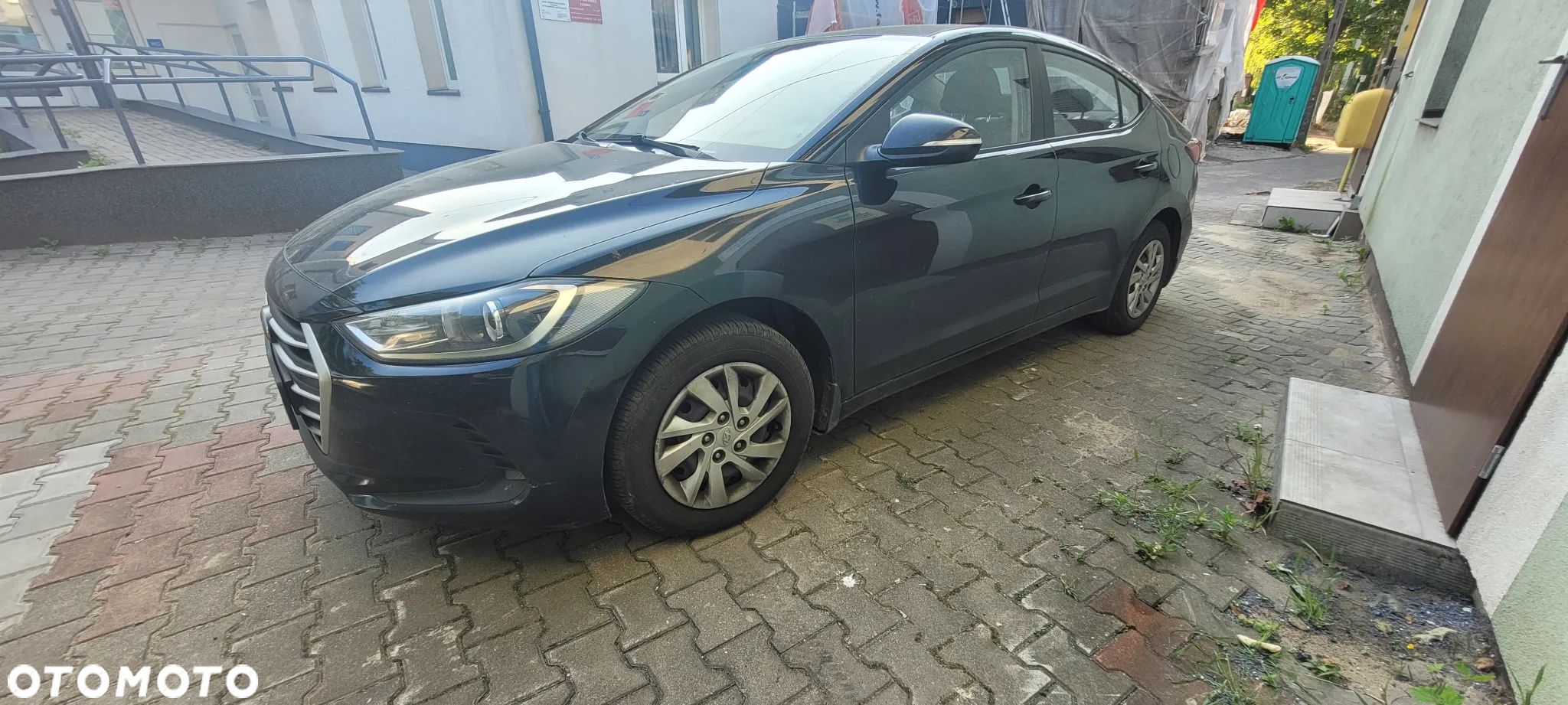 Hyundai Elantra 1.6 Classic + - 1