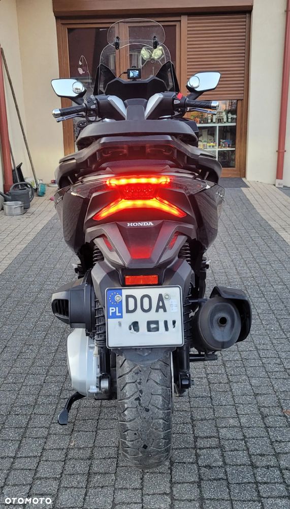 Honda NSS - 11