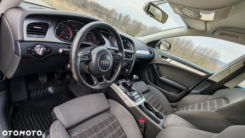 Audi A4 Avant 2.0 TDI DPF quattro Ambiente - 20