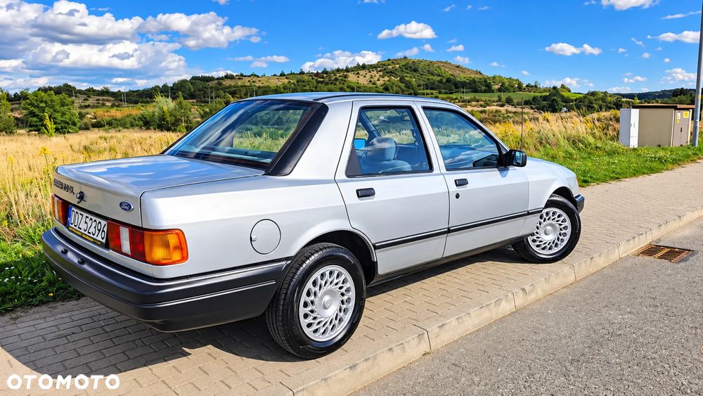 Ford Sierra - 4