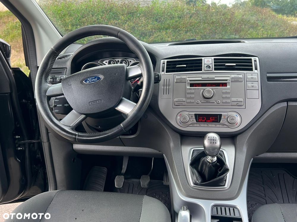 Ford Kuga 2.0 TDCi Titanium - 30