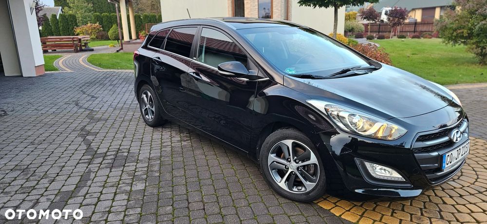 Hyundai i30 1.6 CRDi Premium - 3