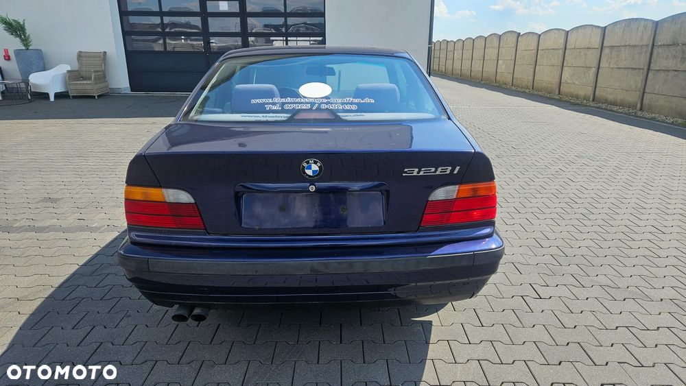 BMW Seria 3 - 8