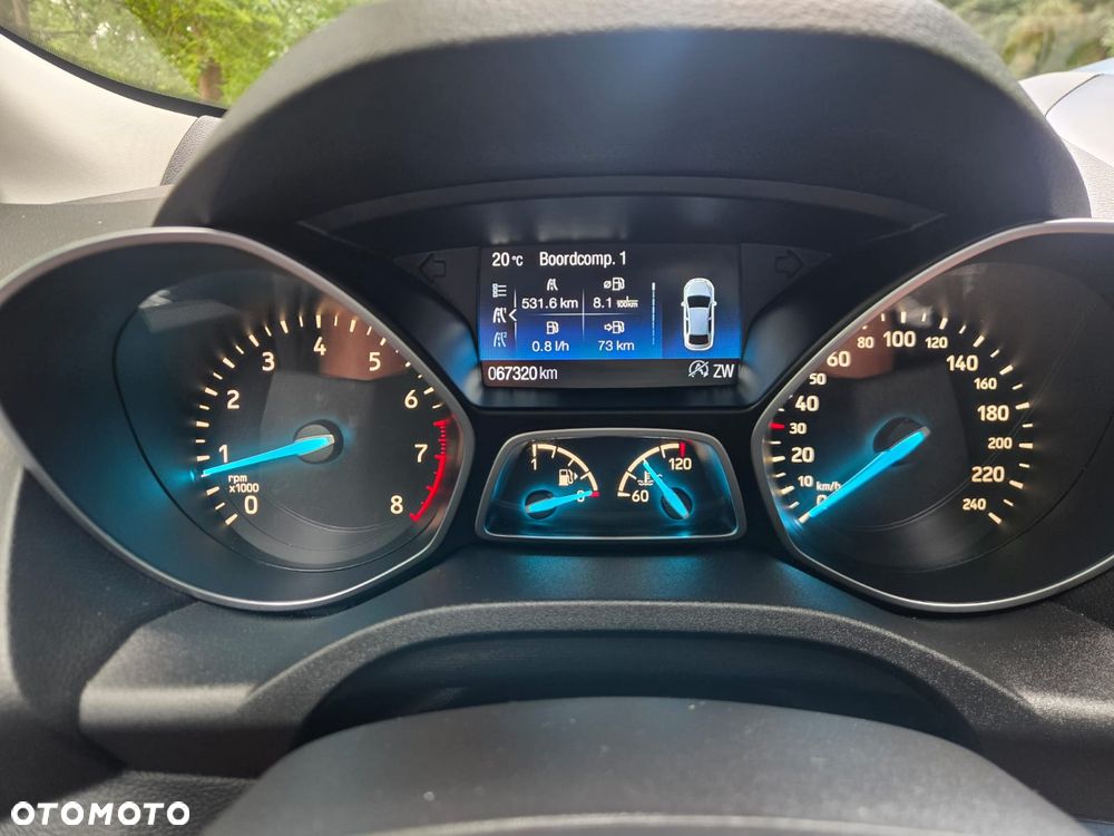 Ford Kuga 1.5 EcoBoost 2x4 Business Edition - 18