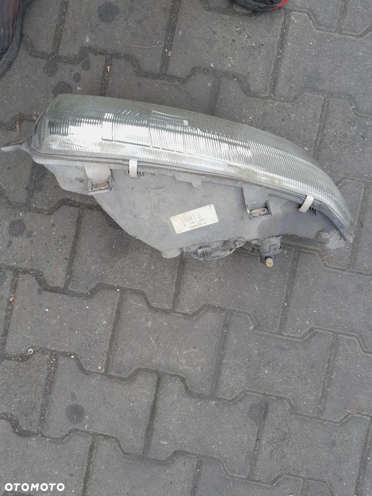 Lampa prawa przednia Renault Mascott 02r - 2