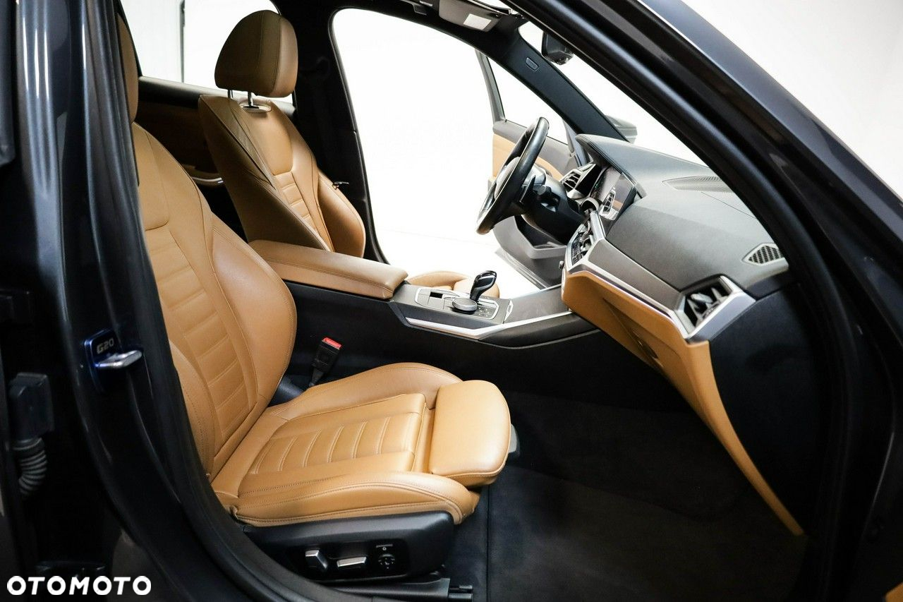 BMW Seria 3 - 26