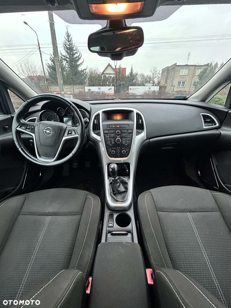 Opel Astra 1.6 Turbo Edition - 3