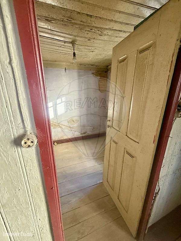 Moradia T2 para venda - Grande imagem: 2/25