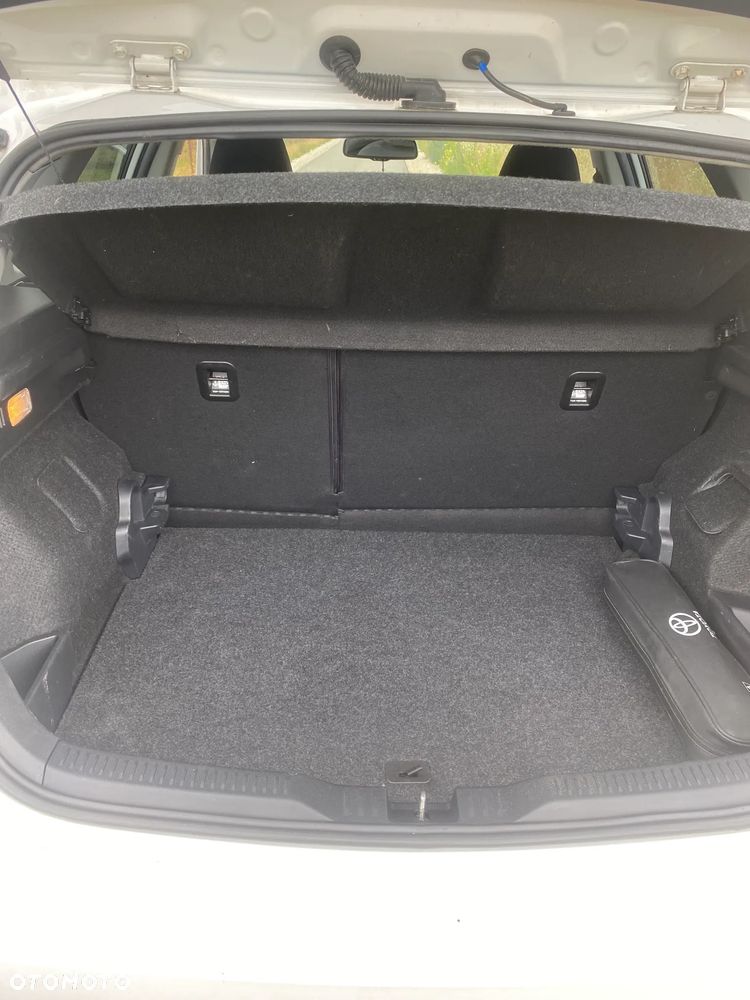 Toyota Auris - 7