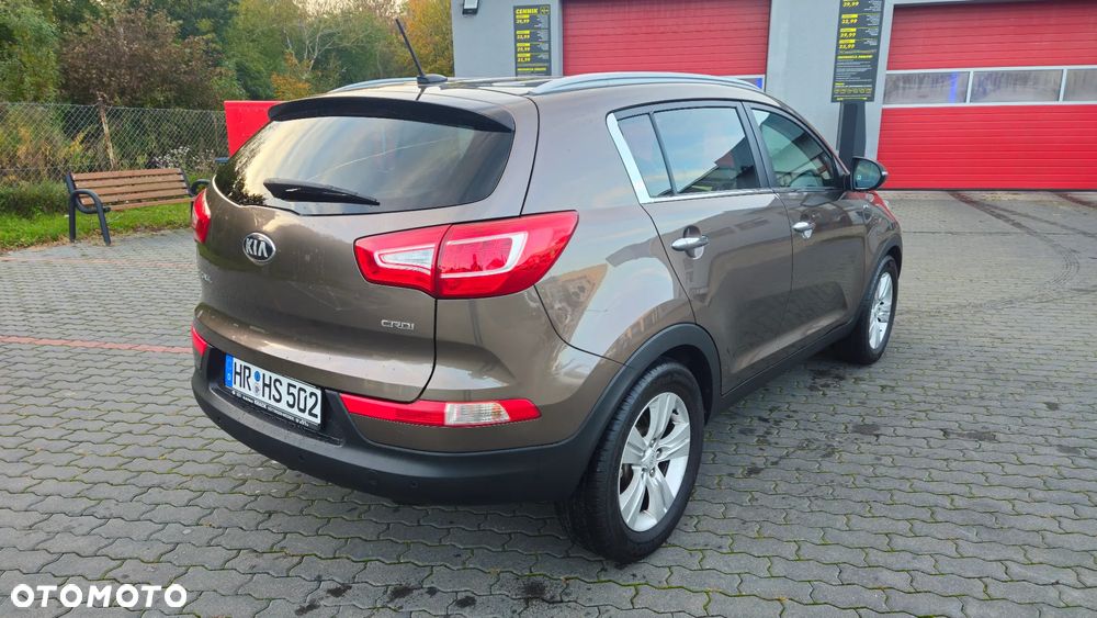 Kia Sportage 2.0 CRDI S - 8