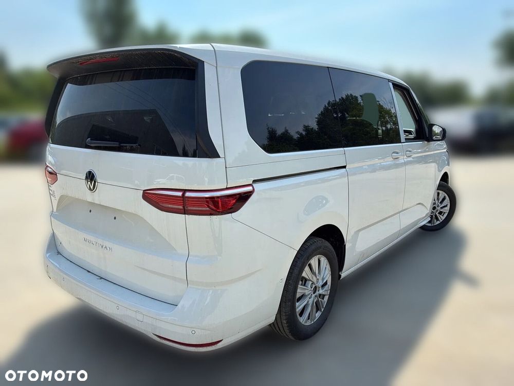 Volkswagen Multivan - 7