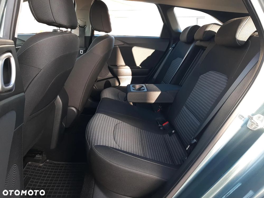 Kia Ceed 1.5 T-GDI M - 16