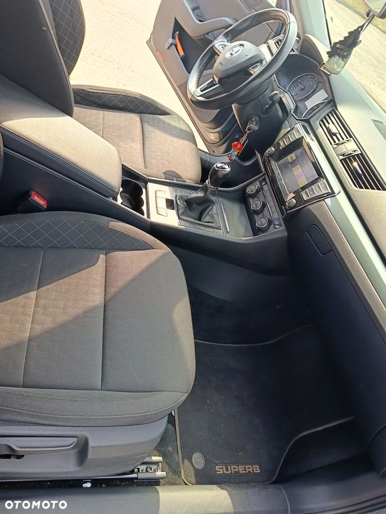 Skoda Superb 1.6 TDI Active Greenline - 12