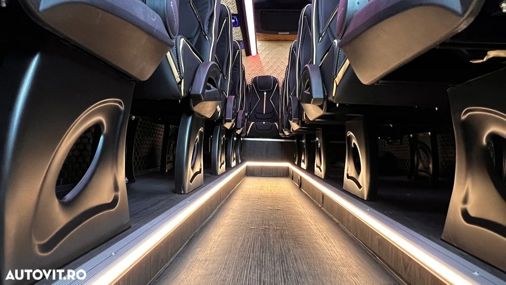 Mercedes-Benz Sprinter 517 CDI Microbuz 19+1+1 - 16