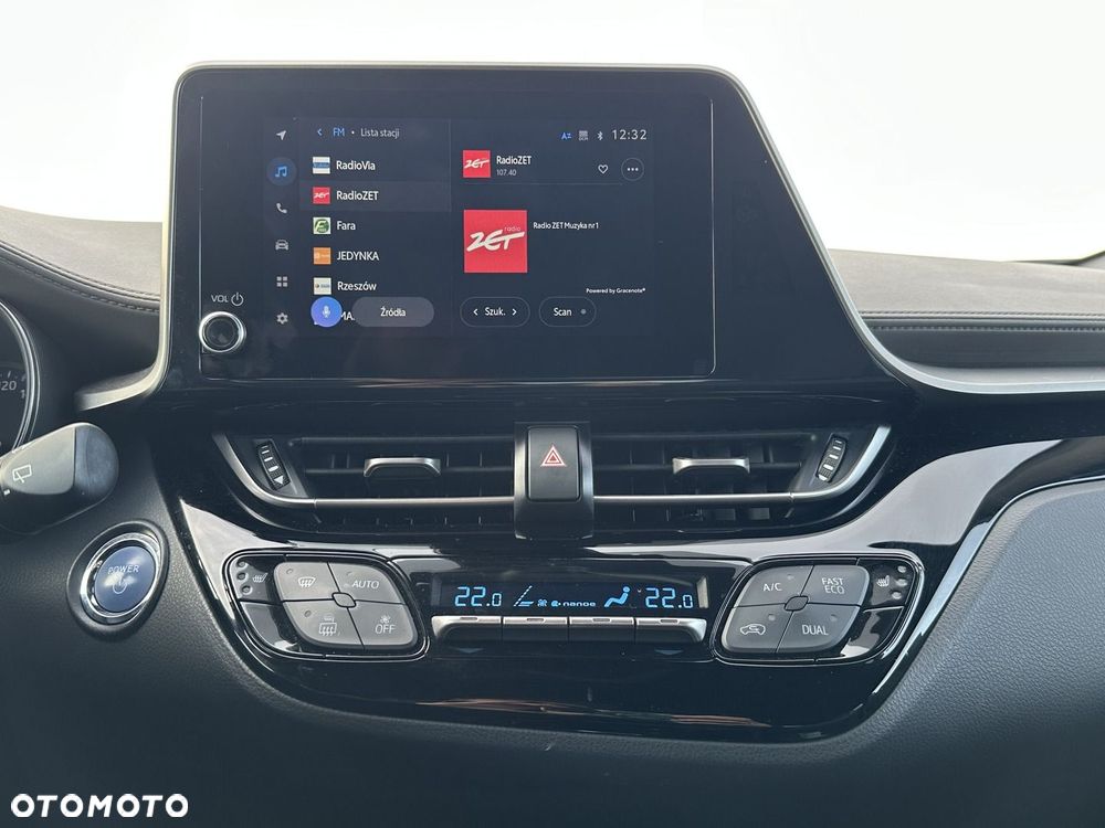 Toyota C-HR 2.0 Hybrid Executive - 19