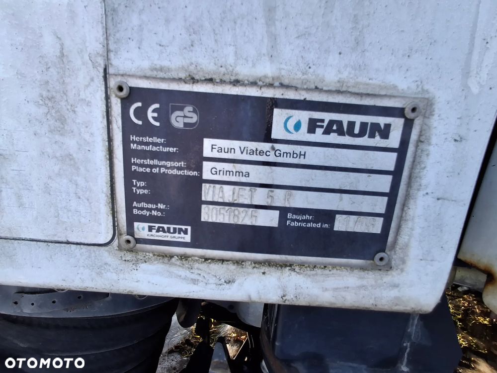 Zamiatarka FAUN Viajet 5R Schmidt Zabudowa Zbiornik Klapa Rozdzielacz Hydrauliczny Odkurzacz Szczotki Silnik Hydrualiczny Hydromotor Części Do Zamiatarki - 3