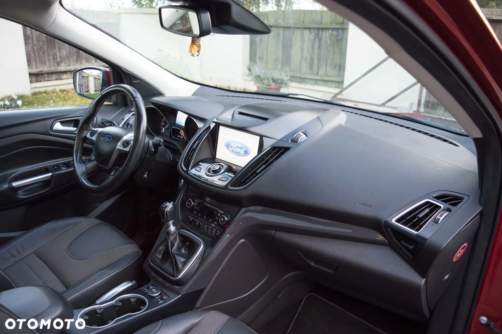 Ford Kuga 2.0 TDCi 2x4 Individual - 24