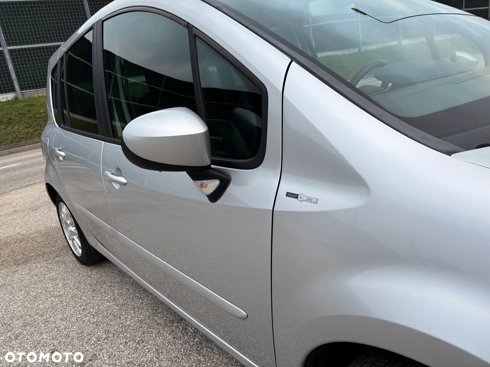 Renault Modus 1.2 16V Night and Day - 33