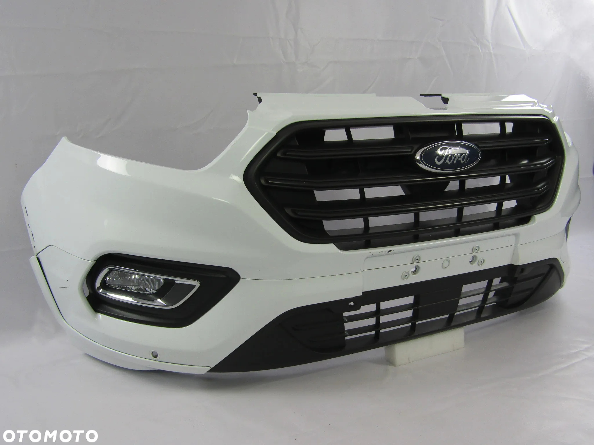 Zderzak przedni Ford Transit Tourneo Custom 18-22 Frozen White - 2