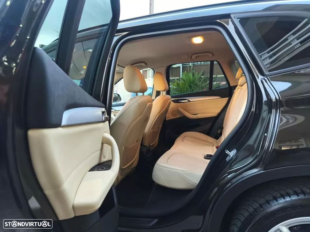 BMW X1 16 d sDrive Advantage - 19